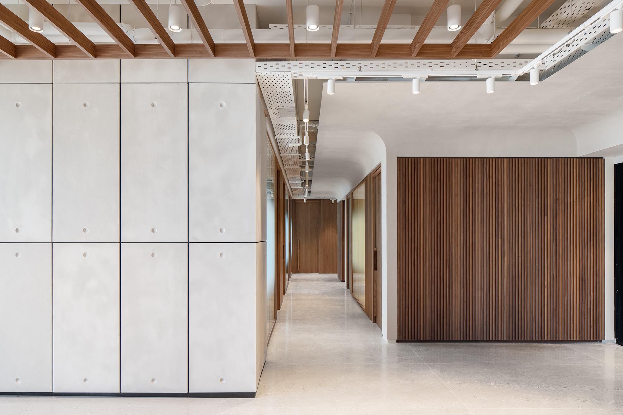 1500平米办公室装修完工照实景效果 - 走廊 · Corridor